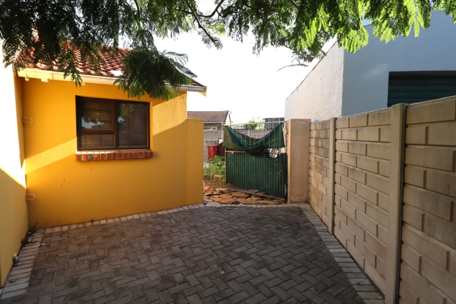 3 Bedroom Property for Sale in Greenshields Park Eastern Cape